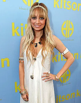Nicole Richie Hippie