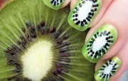 kiwi nails
