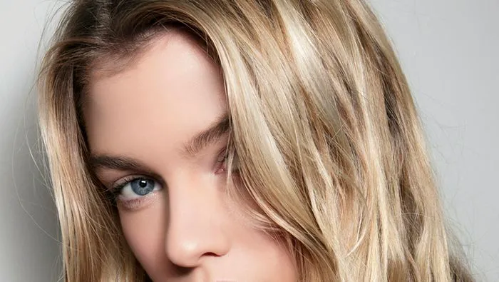 7 Hairstyles To Try This Fall, According To Celebrity Hairstylists