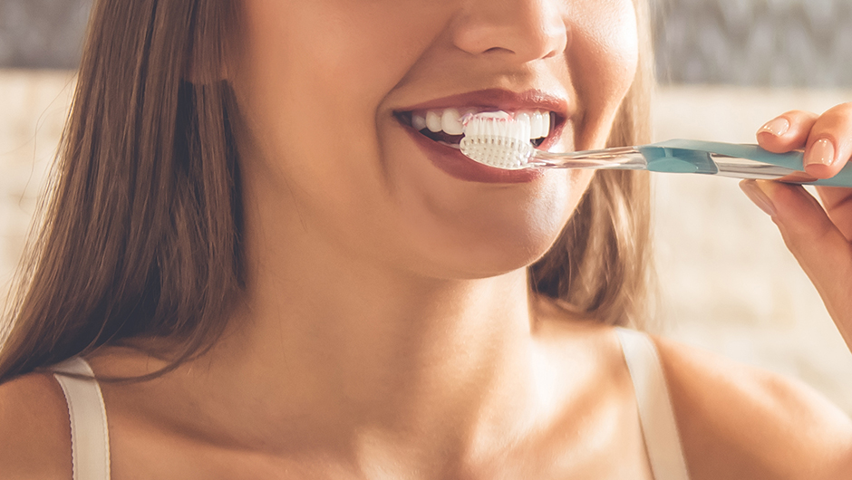 Once And For All, Do You Need To Brush Your Teeth Before Bed? 15