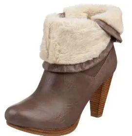 Buttercup Booties
