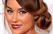 Lauren Conrad's Burgundy Beauty