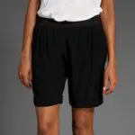 Pavonine City Short in Black