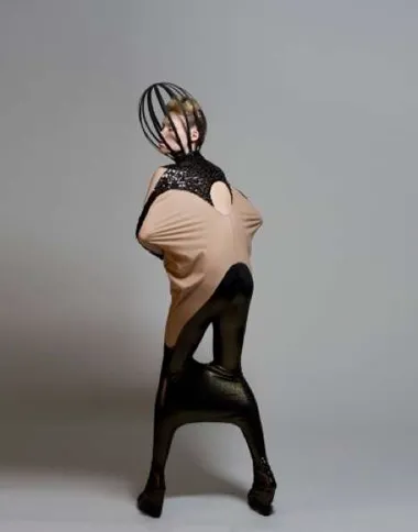 conjoined knee couture