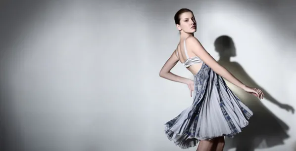 costume national at gilt groupe