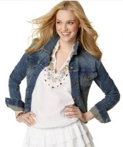 Levi’s Iconic 70s Trucker Jean Jacket 