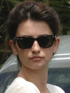 penelope-cruz-ray-bans penelope-cruz-ray-bans