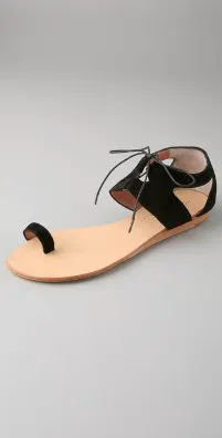 tapeet-toe-ring-sandal
