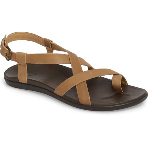 toe loop sandals