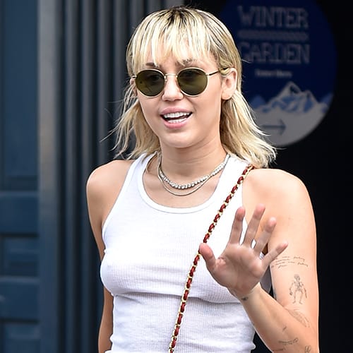 miley cyrus cody simpson relationship status single