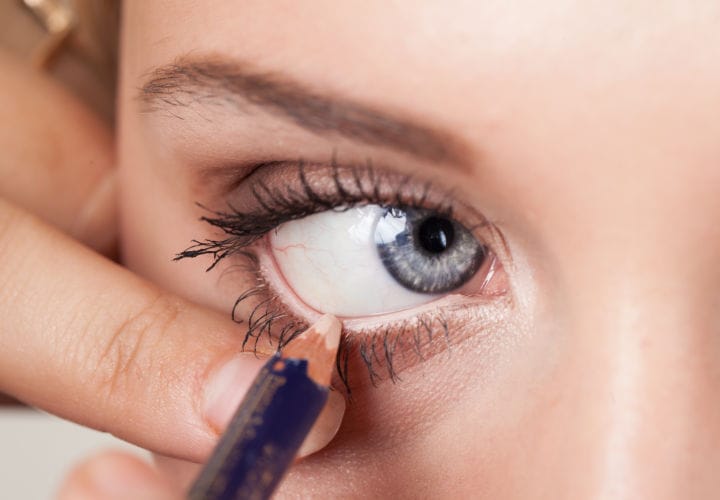 White eyeliner hack.