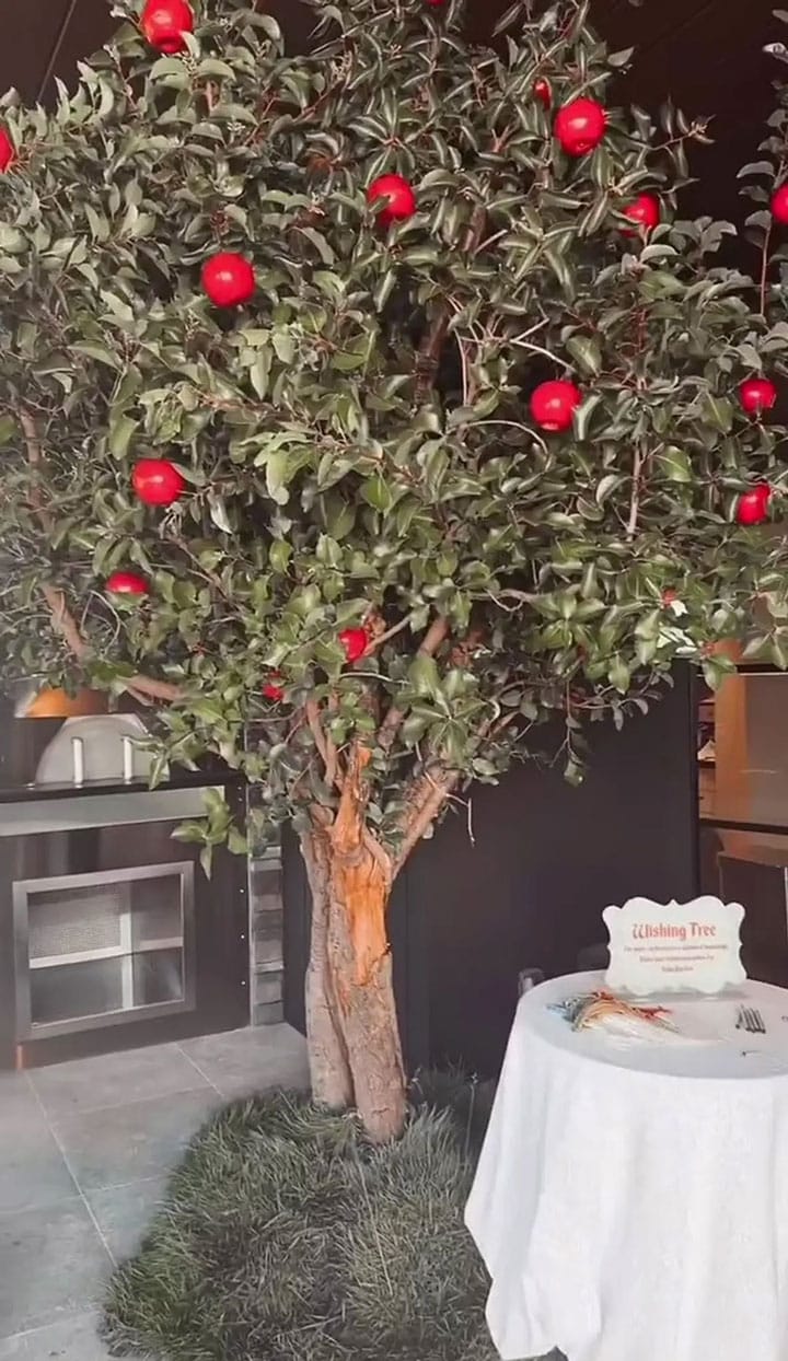 Kourtney Kardashian baby shower wishing tree