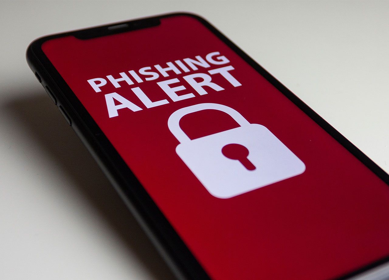phishing-alert-iphone