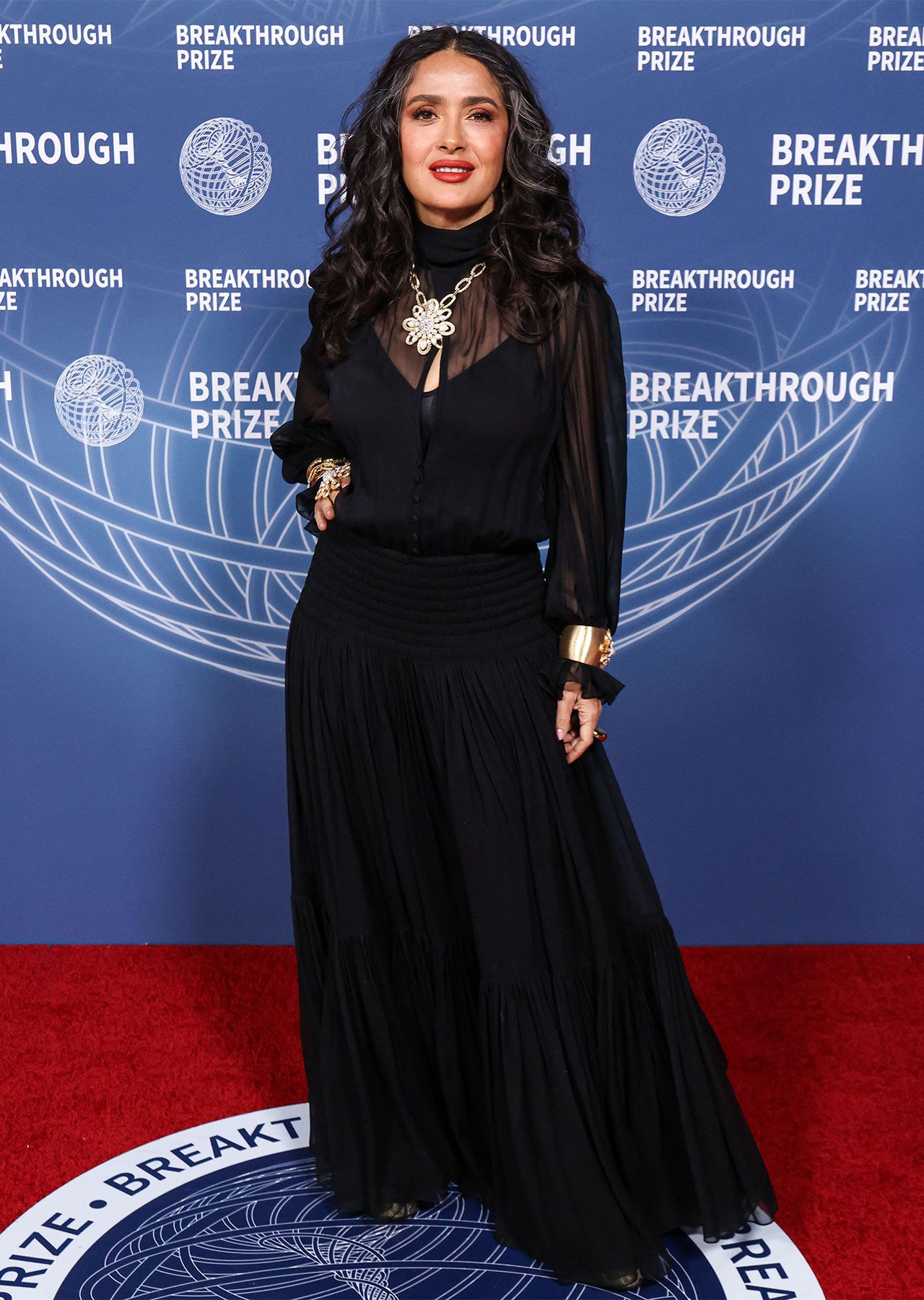 Salma Hayek red carpet