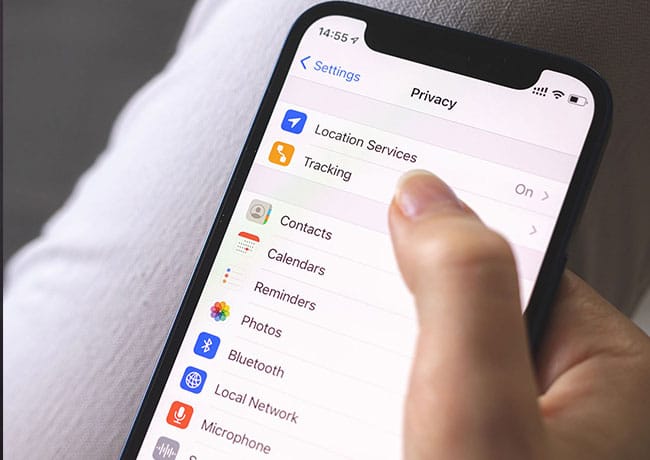 iphone-locations-services