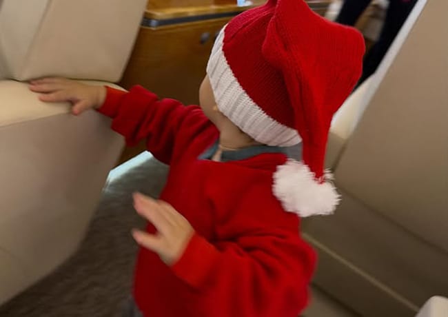 Justin Bieber posts Jack Blues Bieber picture Christmas 2025