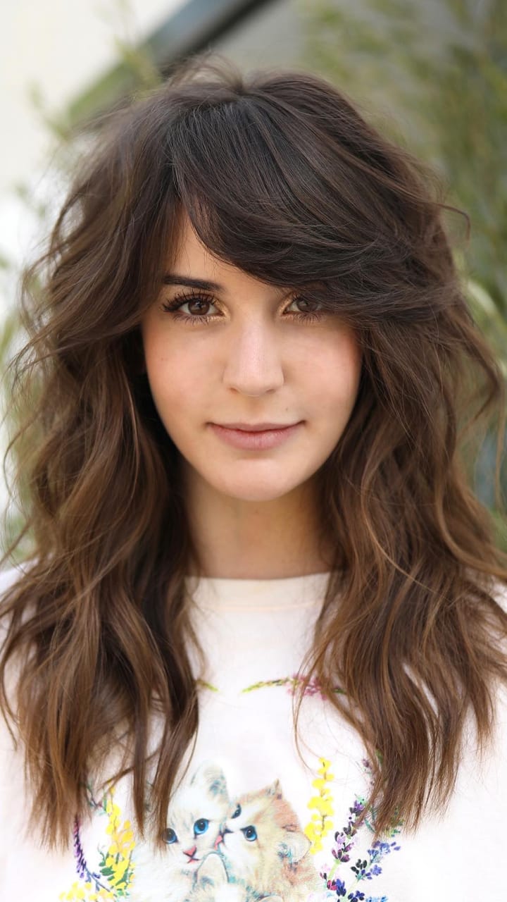 side-swept-bangs
