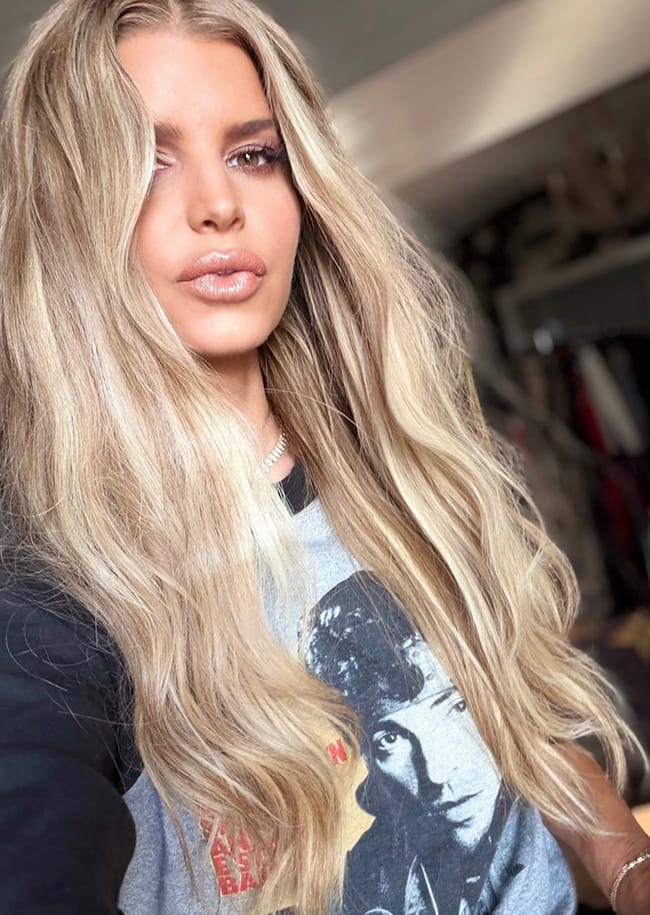 Jessica Simpson 2026 selfie
