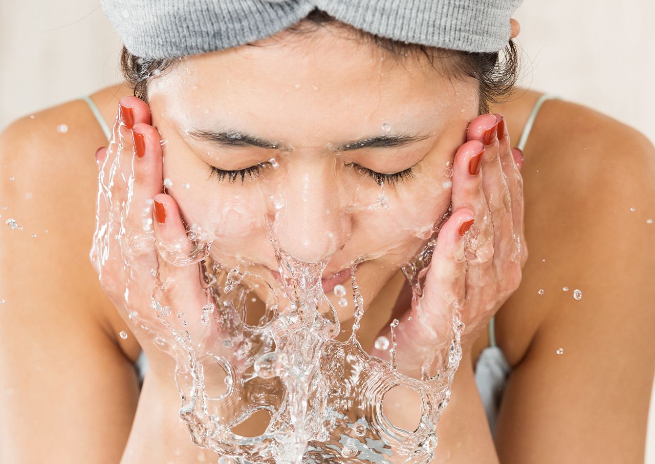 washing-with-hot-water
