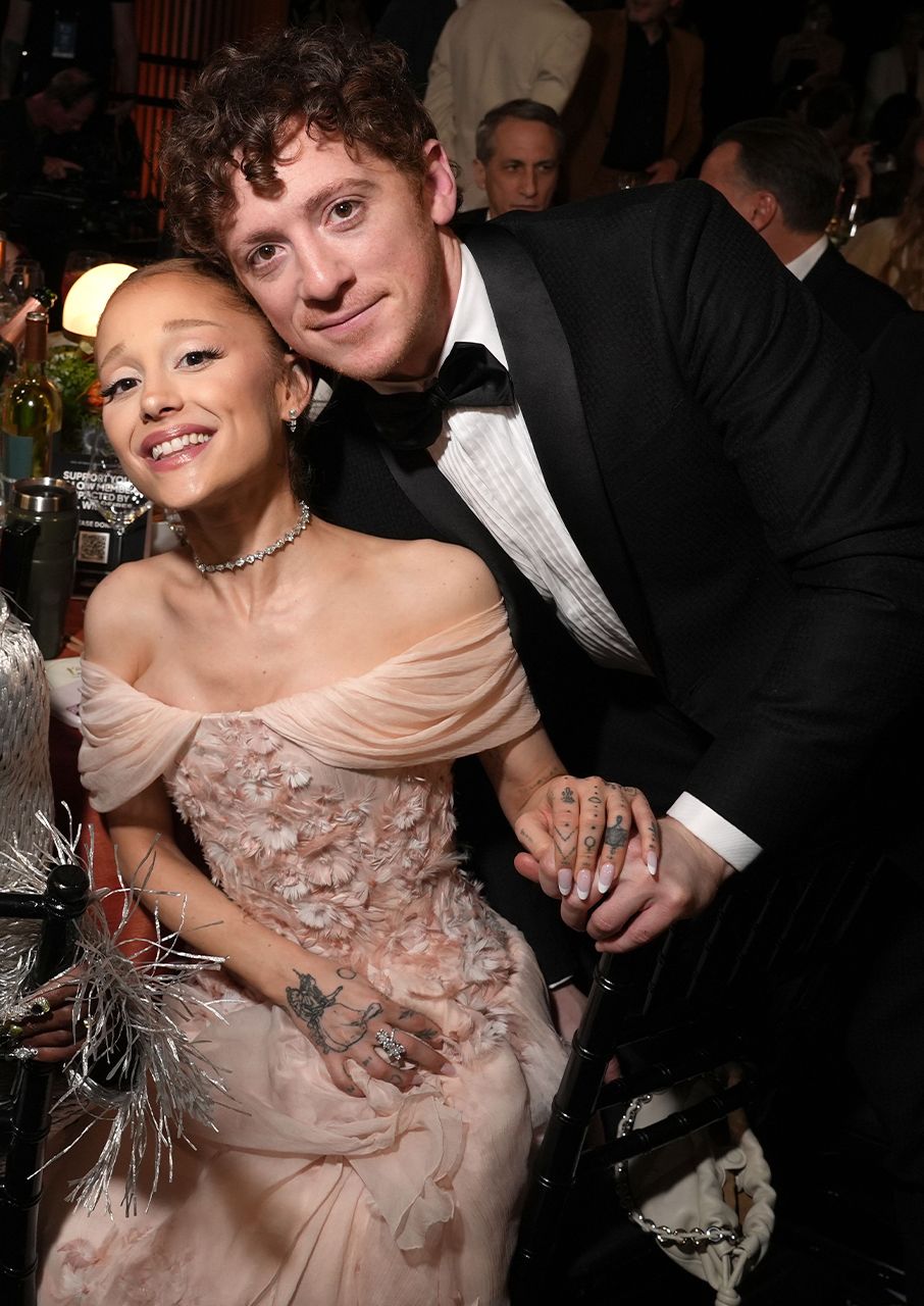 ariana grande ethan slater