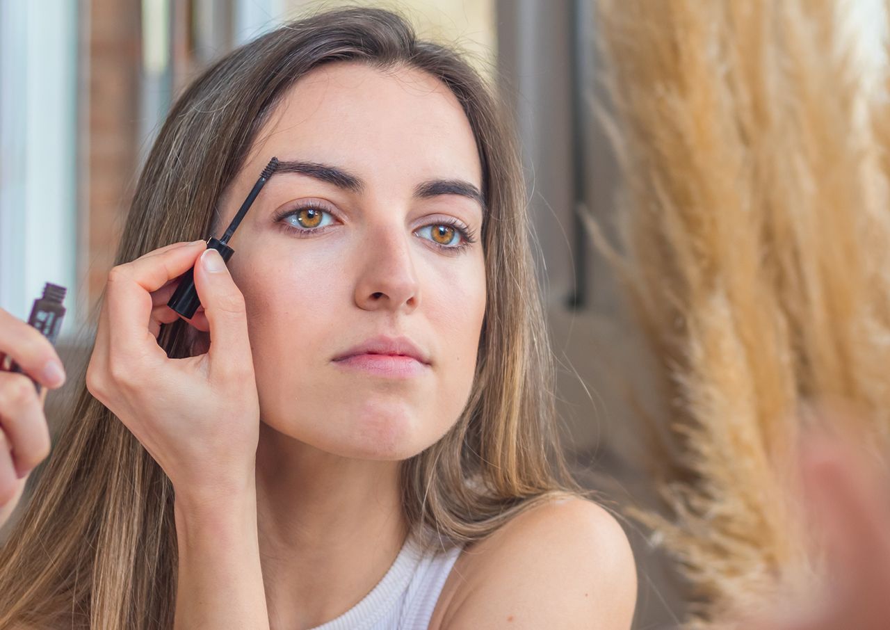 coloring-brows-too-dark