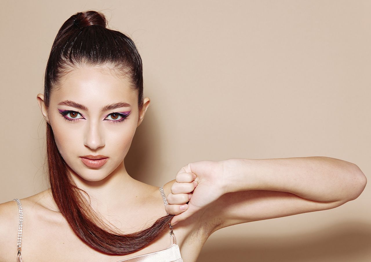 wearing-tight-hairstyles