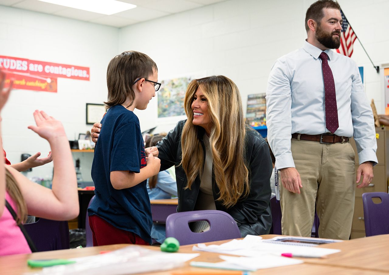 Melania Trump visits Mountain View Elementary School