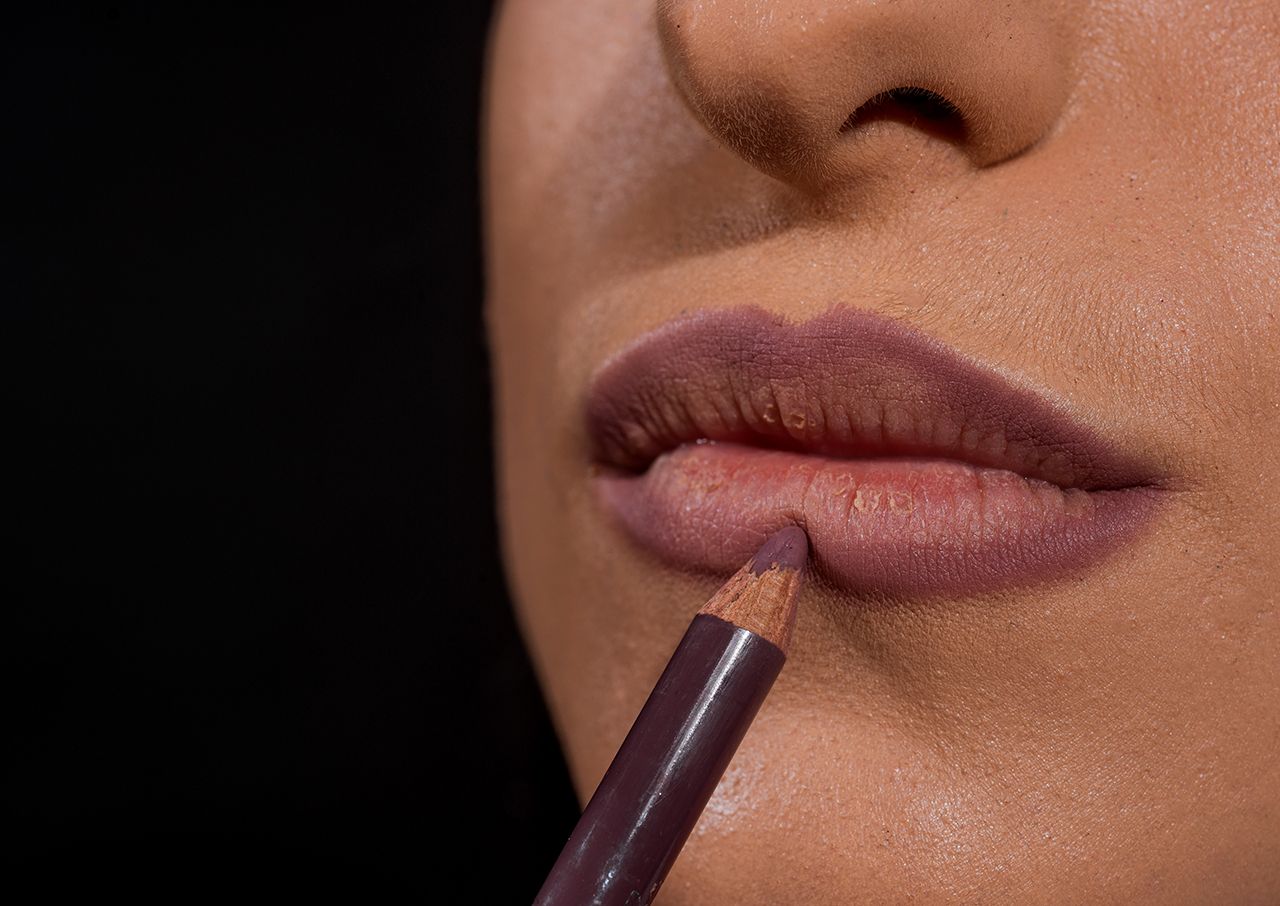 lining-lips