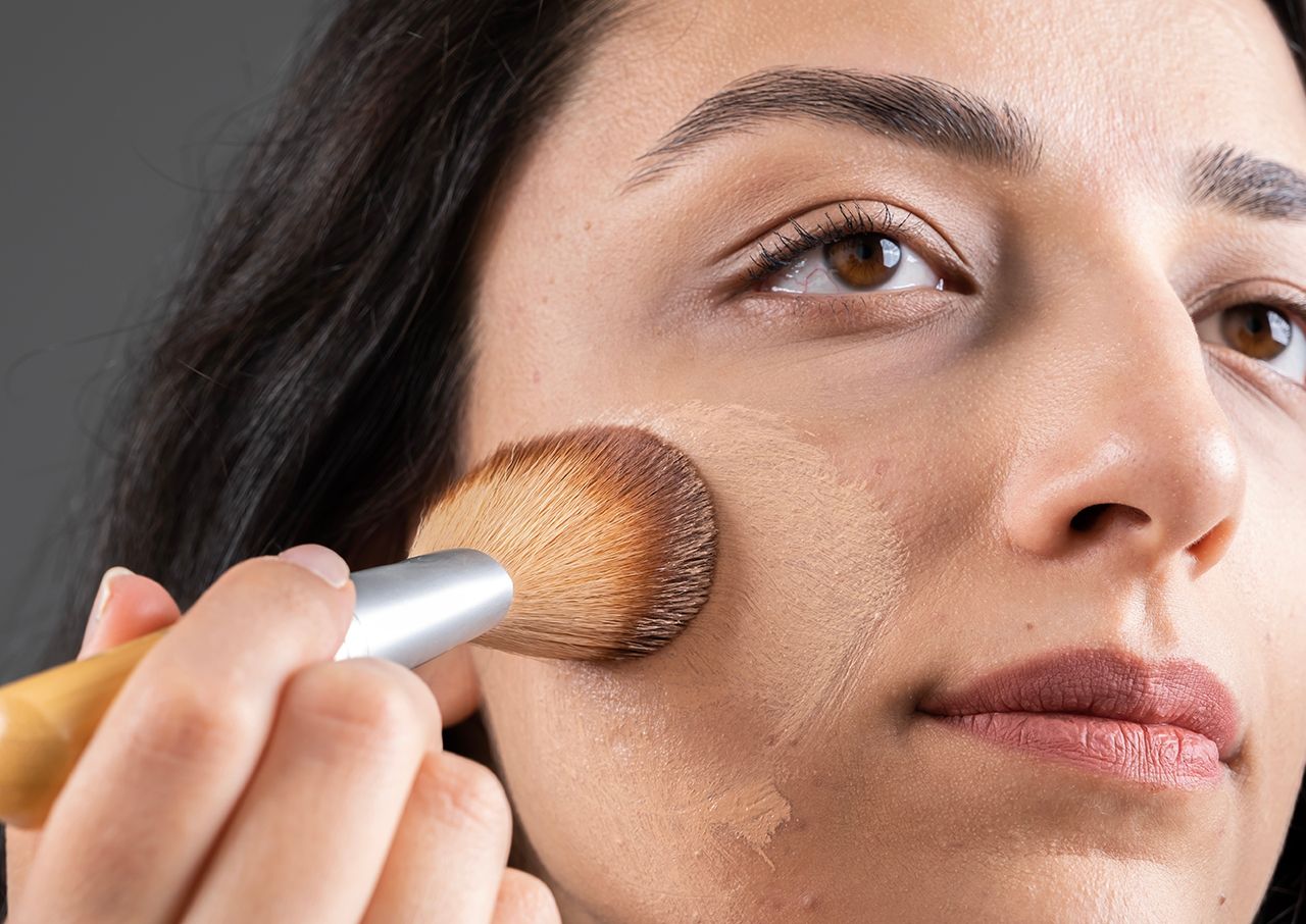 using-matte-foundation