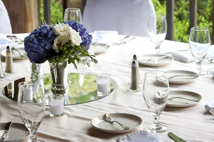 Include out of town guests. Image from SHEfinds