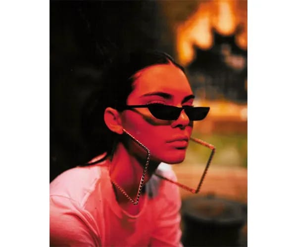 kendall jenner tiny 90s sunglasses