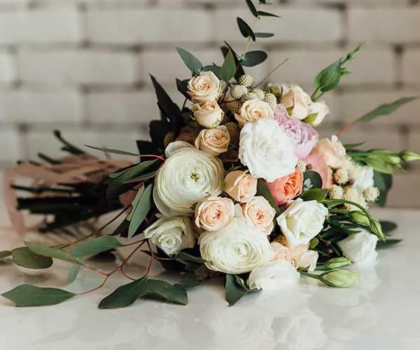 bouquet of wedding flowers
