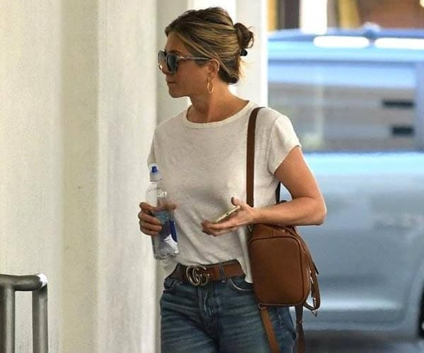 jennifer aniston see through top 1