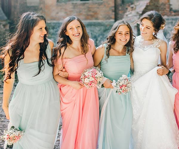 8 Bridal Party Expenses The Bride Should Never Pay For - SHEfinds