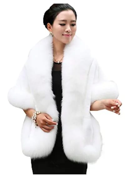 <h3>3. A Faux Fur White Coat</h3> diy jennfier lopez halloween costume