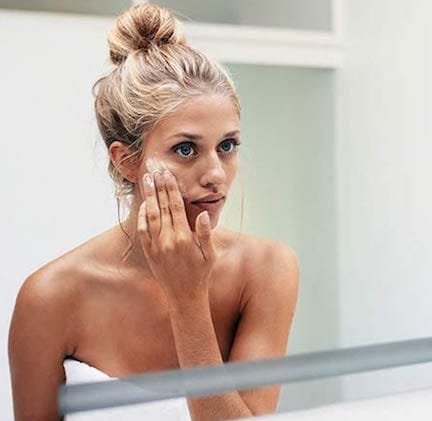<h3>1. Apply Moisturizer Before Using Foundation</h3> how to apply foundation to hide wrinkles
