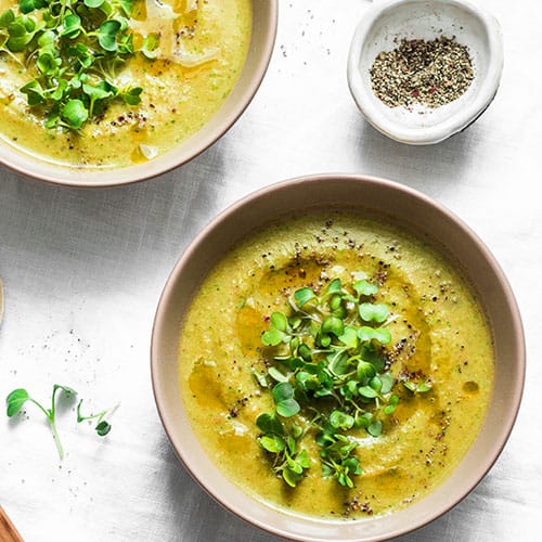 turmeric broccoli soup best low calorie anti-inflammatory slow cooker recipe