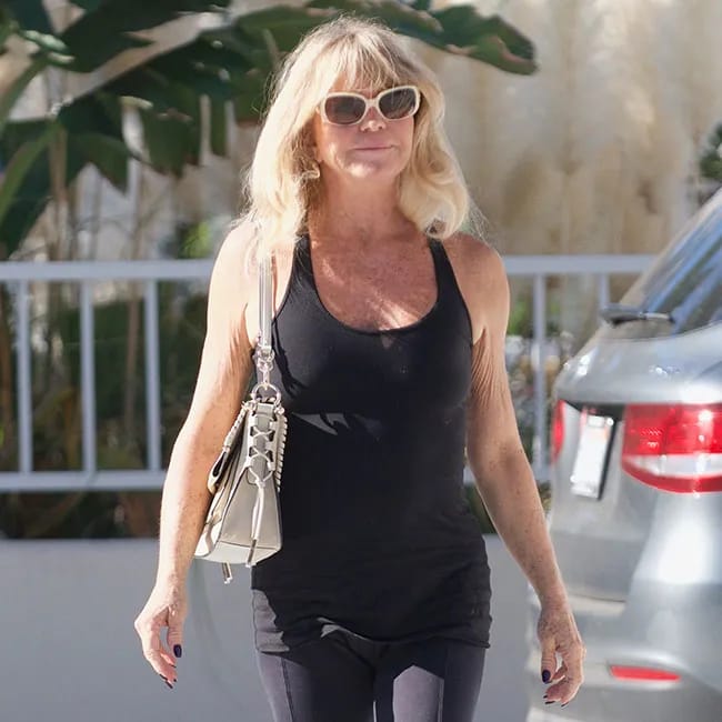 goldie hawn shares devastating bad news