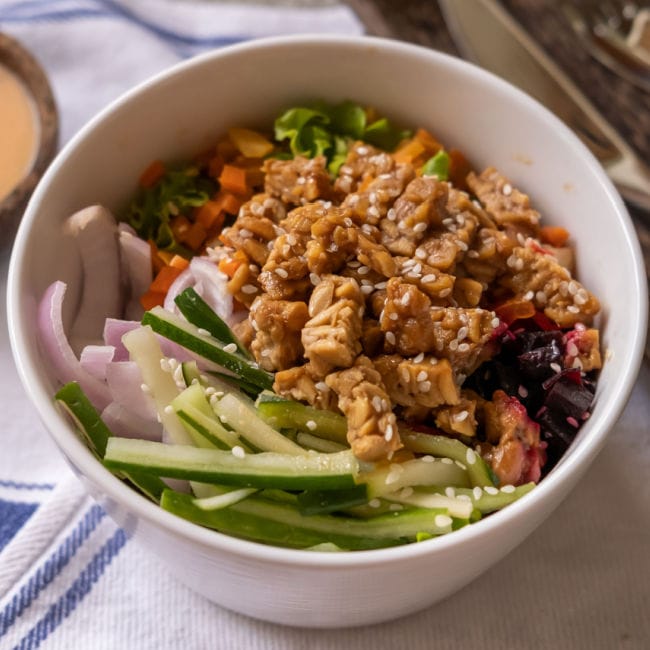 tempeh veggie bowl