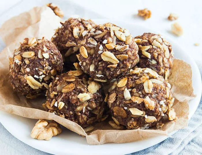 Chocolate banana balls