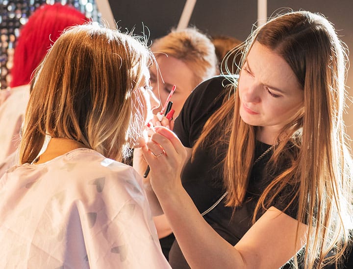 makeup-artist-working-on-model