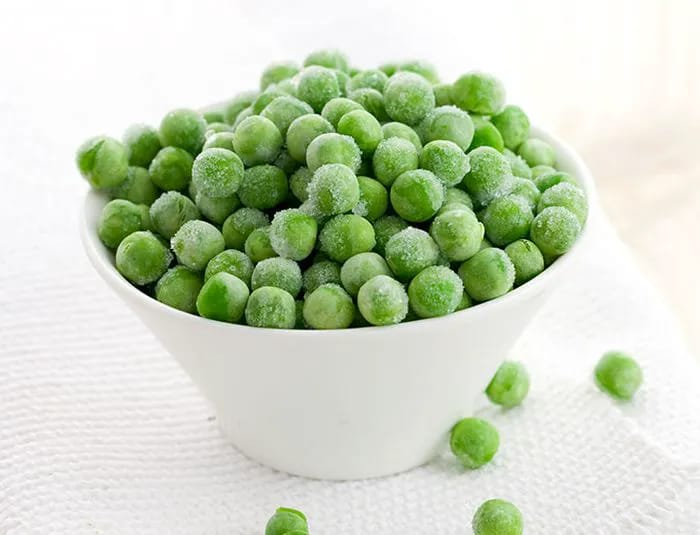 bowl of frozen peas