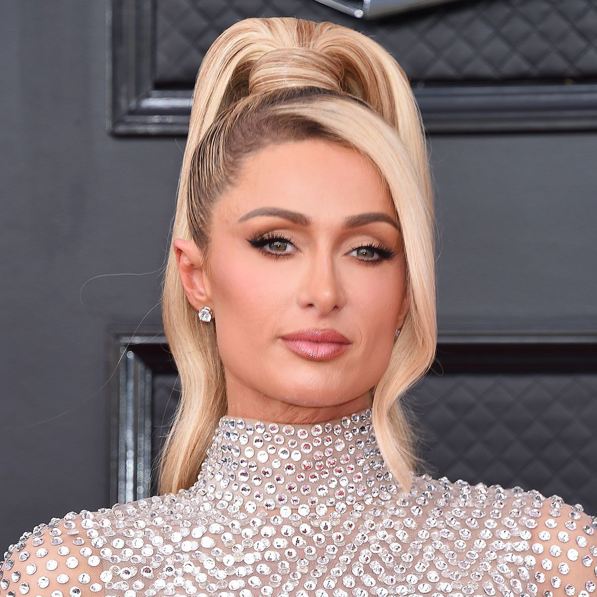 Paris Hilton Dazzles In A Sequined Mint Green Gown For The Latin Billboard Awards - SHEfinds Paris Hilton Dazzles In A Sequined Mint Green Gown For The Latin Billboard Awards - SHEfinds