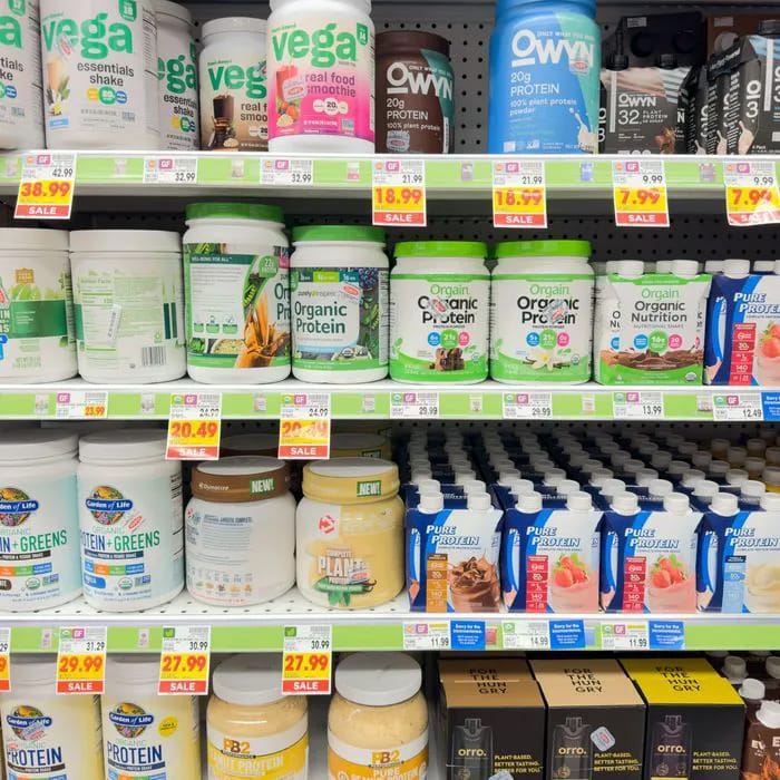 protein powder on shelves