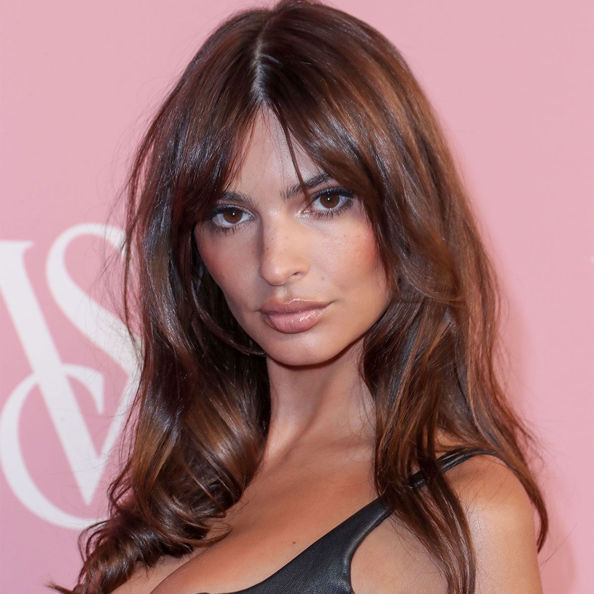 EmRata Shines In Curve-Hugging Shimmery Mini Dress For Odell Beckham Jr.'s  NYC Birthday Party - SHEfinds