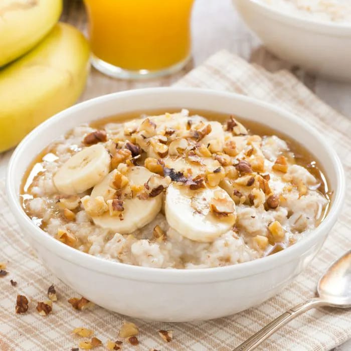 banana oatmeal bowl