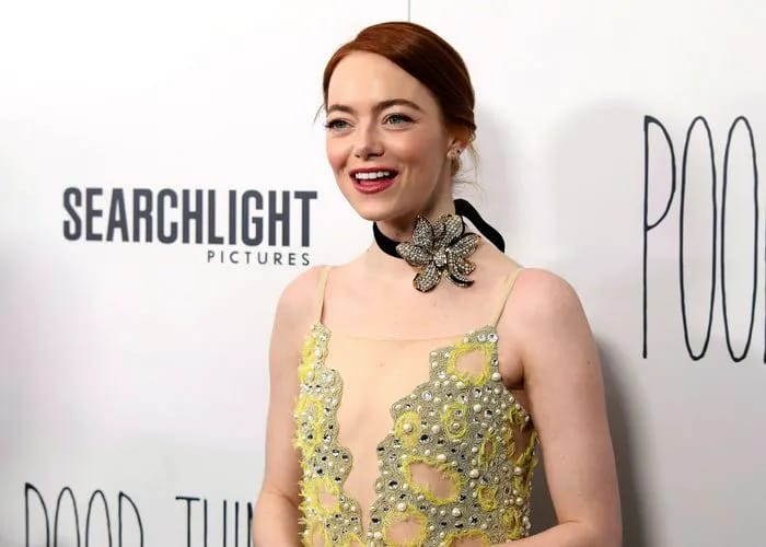 emma stone poor things