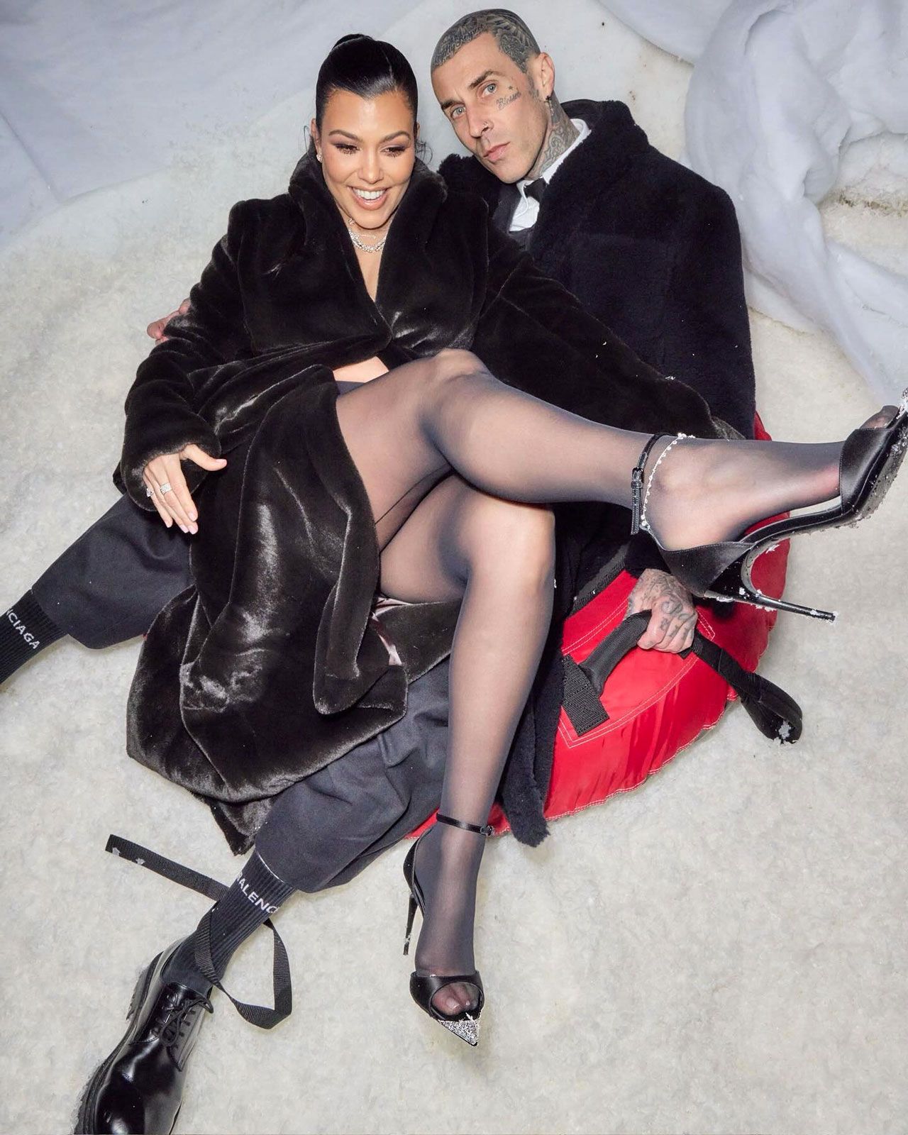 Kourtney Kardashian Travis Barker snow tubing