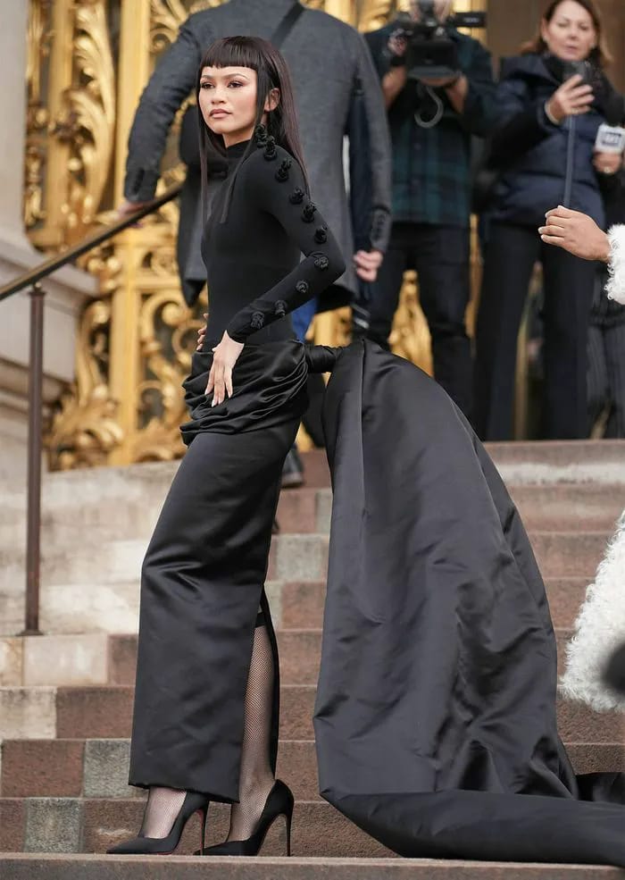 zendaya pfw schiaparelli 2024