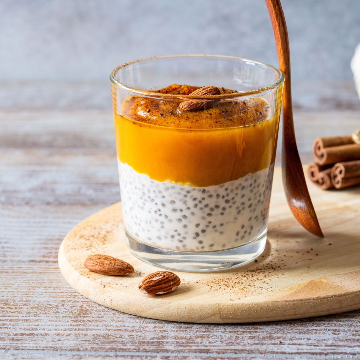 pumpkin chia spice pudding